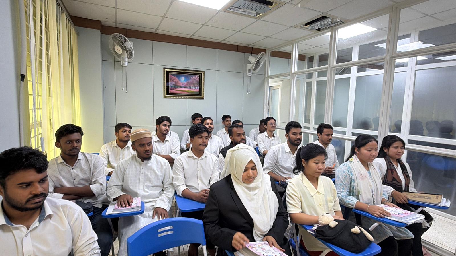 Japanese Language Classes with Students at Hajime